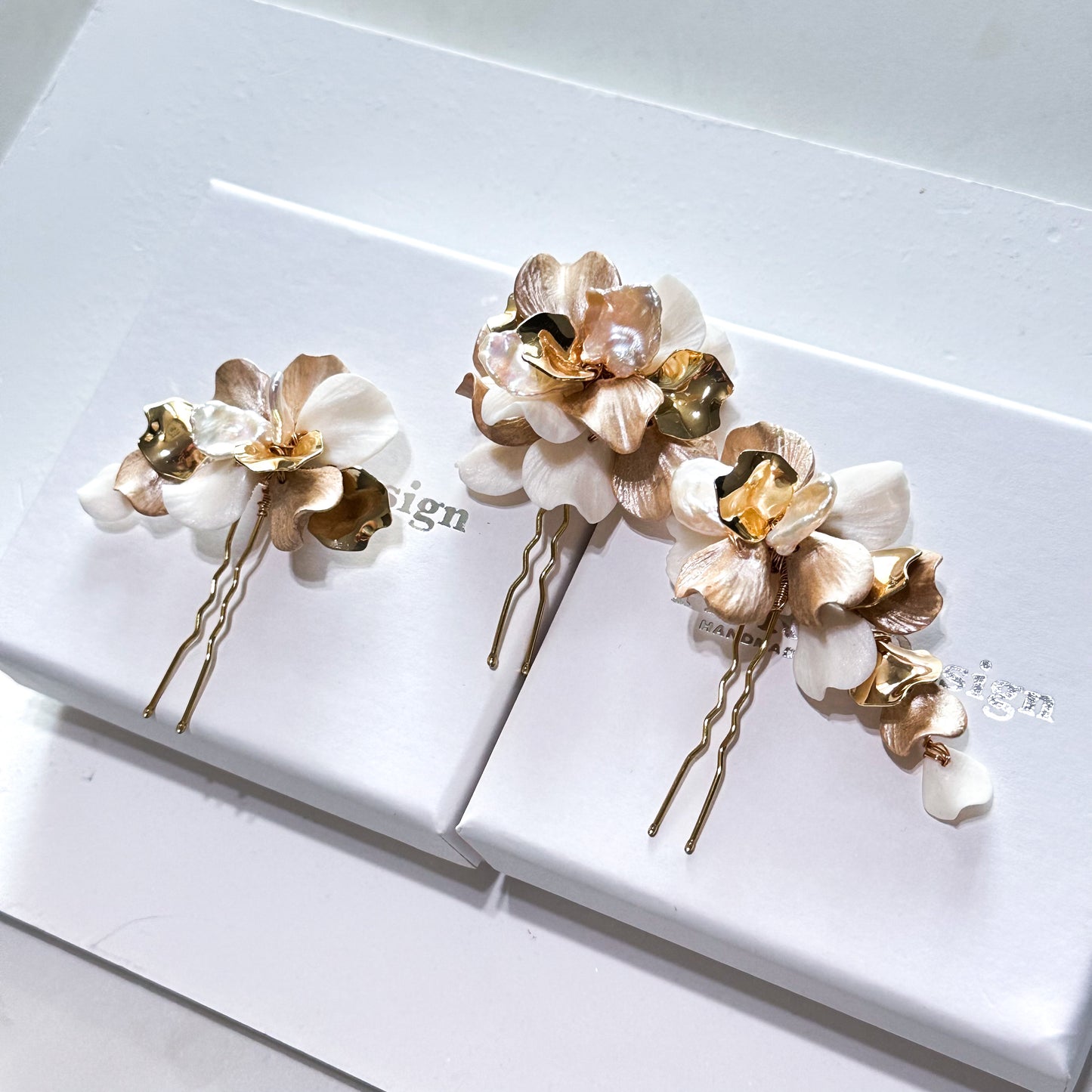 Blossom Hair Piece in Gold